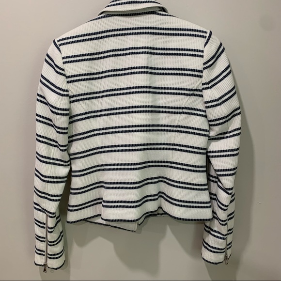 RW&Co zippered asymmetrical moto jacket - Picture 2 of 7